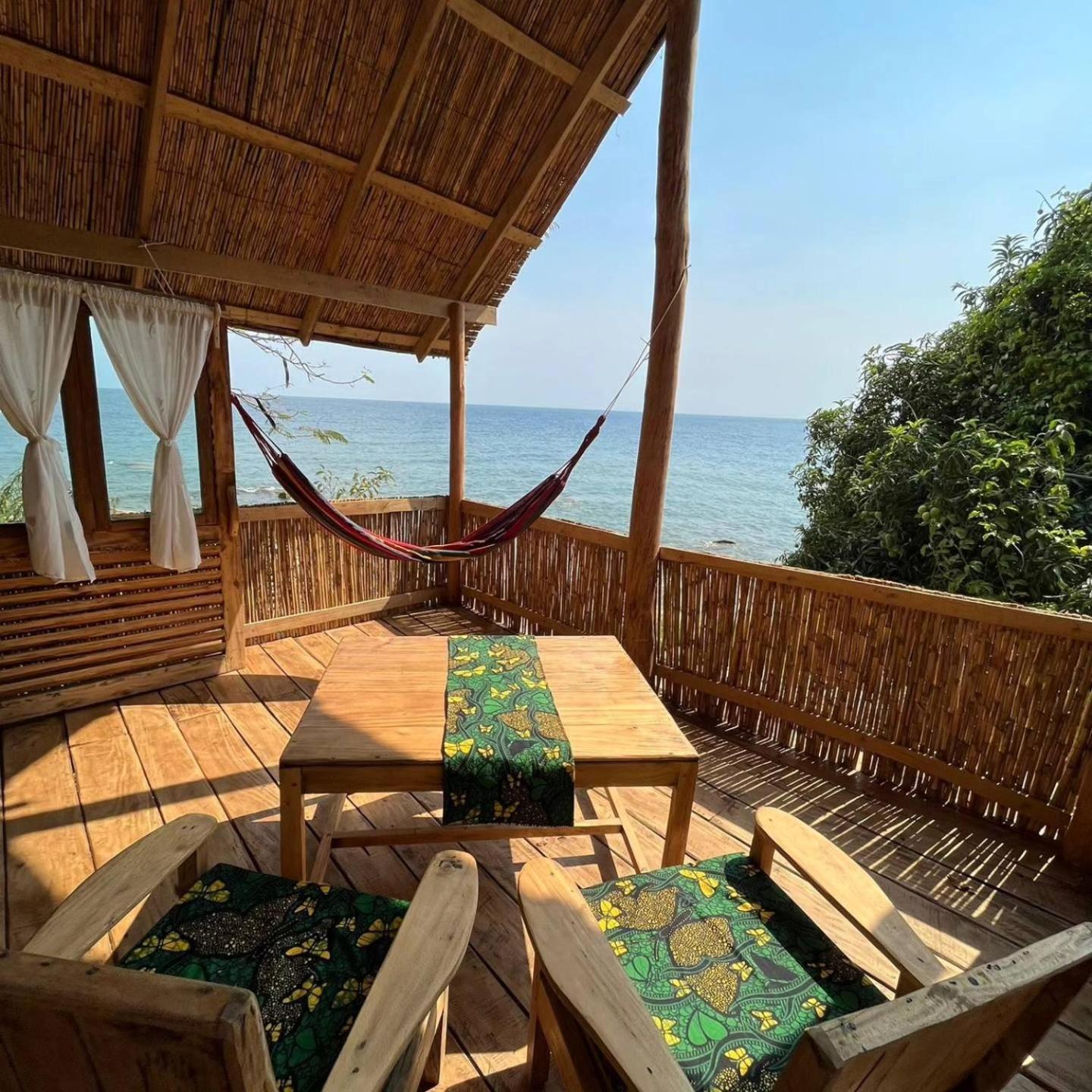 Butterfly Space- A Non-Profit Eco-Lodge Nkhata Bay Dış mekan fotoğraf